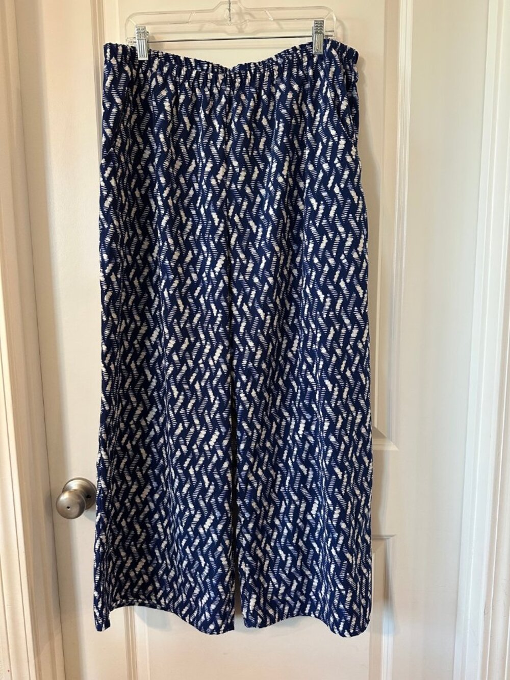 Xhilaration Wide Leg Palazzo Pants L Navy White Ikat Print Elastic Waist